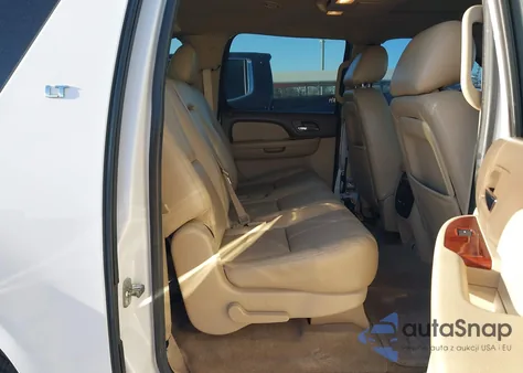 2013 Chevrolet Suburban 1500 Lt from USA, damaged, VIN 1GNSCJE08DR102735